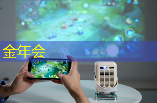 智能商显扮靓商业展示舞台，吸引无数目光